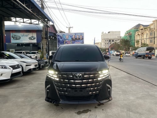 Toyota Alphard 2024 Executive lounge 7 seats Full options