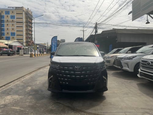 Toyota Alphard 2024 Executive lounge 7 seats Full options តម្លៃពិសស 14x800$