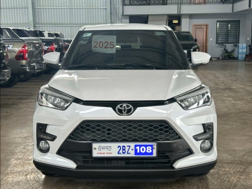 Toyota Raize 2025ចូលតាមក្រុមហ៊ុន Toyota ថ្នាំសុីន100%
