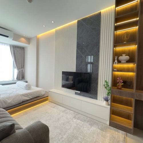 URBAN VILLAGE PHASE2 Condo For Sale