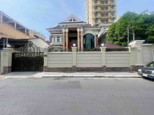 វីឡាសម្រាប់ជួល នៅទួលទំពូង