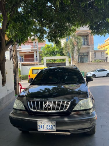 ឡានលក់ម្ចាស់ដើម