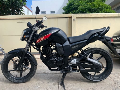 ម៉ូតូលក់​