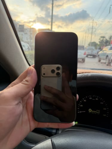 លក់ទូរស័ព្ទ