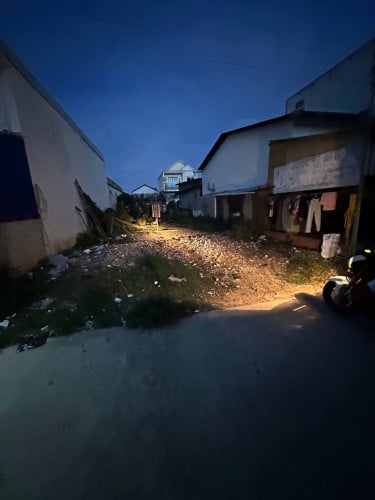 ដីសម្រាប់លក់