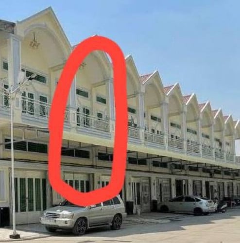 ផ្ទះលក់ក្នុងបុរីផុនស៊ុយ