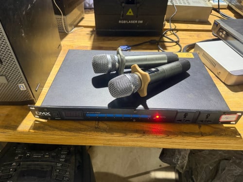 ប្រេភ្លេីង