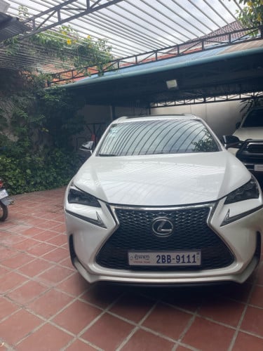 ខ្ញុំចង់លក់ឡានមួយគ្រឿង