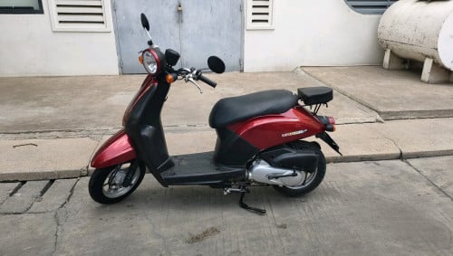 ម៉ូតូលក់