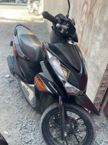 ស្អាត់បងៗសានុំបីត022