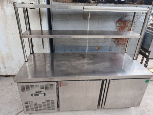 ទូរក្លាសេអុីណុកធ្នេីរ2ជាន់