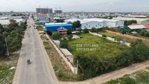 ដី សម្រាប់ជួល (ផ្លូវឌីប៉ុក) អាចពុះក្បាលដី 20m