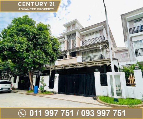 🏘 វីឡាភ្លោះ (Twin) ក្នុងបុរី ប៉េងហួតប៉េសេ ត្រូវការលក់បន្ទាន់ខ្លាំង