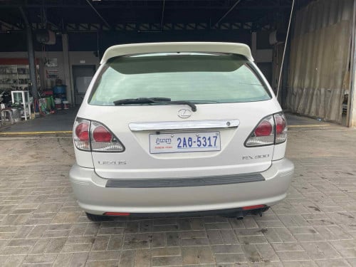 01 ប៉ុង1 ទឹកថាំ្នស្រុីនម៉ានជំុ មា្ចស់ដេីមប្រេីថែ ម៉ាសុីនប្រអប់ជិះស្រួល