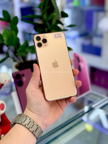 11 Pro Max 256GB មួយទឹកស្អាតណាស់ សំណុំសុីន