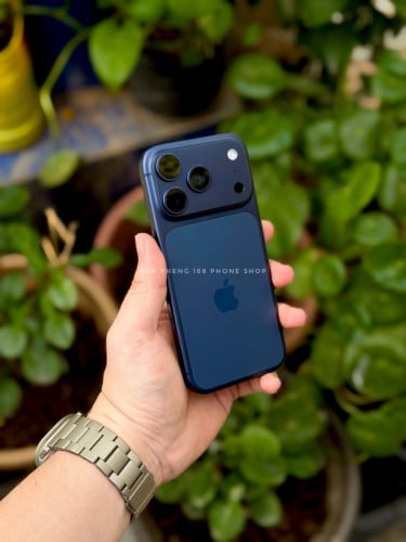 17 Pro 256GB XA ធានាជិត2ឆ្នាំពីFalcon