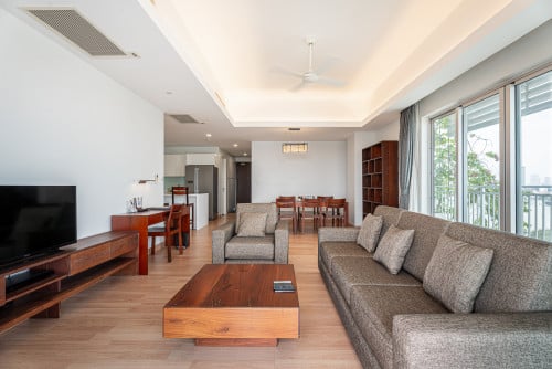 Service Apartment 4Bedrooms For Rent  Chrouy Changva