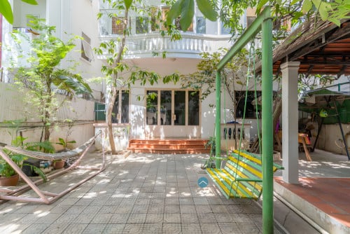 4BR Town House For Rent- Tunle Bassac- Chomkarmorn