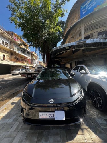 BZ5 630km Full ប្រើបាន1200km 3$ Free កាត់ឈ្មោះ ពន្ធផ្លូវ បិទស្គត់TPU 5ឆ្នាំ UV99.99% កំរាល់ជើងVVIP