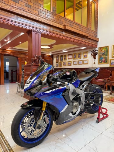 CBR 1000rr-sp full tax special plat number