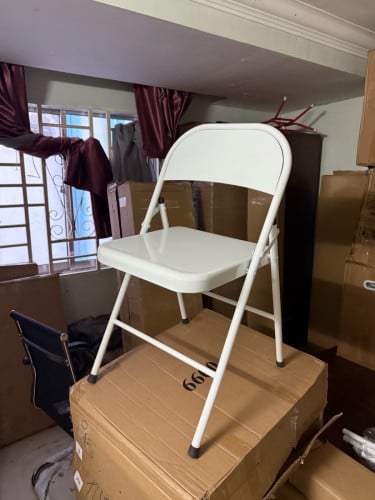 Dining chairs black and white color