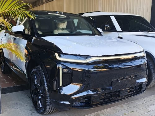 GAC S7 Ultra Black Edition 2025 i4WD Hybrid ប៉ុង2 Full Option (សាំង + អគ្គីសនី) តម្លៃចរចាគ្នាបាន