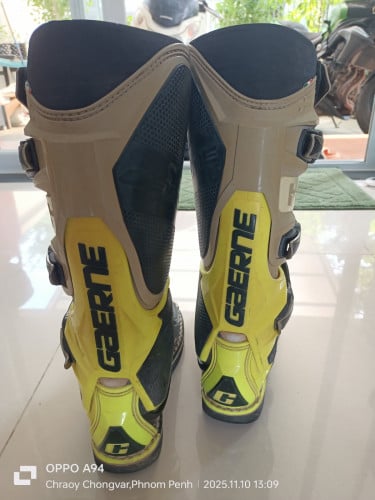 Gaerne SG12 and MX clothe