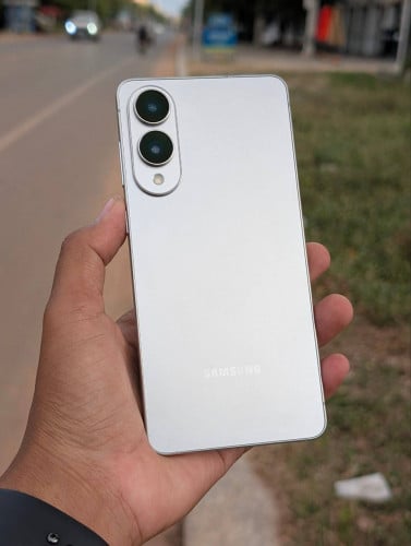 Galaxy S25 Edge 512GB Titanium Silver (Sim1+eSim) មួយទឹក 99%