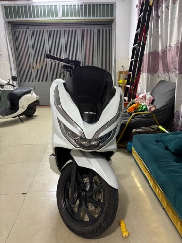 Honda Pcx 150cc Japen Thai ផ្លាកលេខ1HH3699ម៉ាសុីនស្ងាត់ស្ទុះជិះស្រួល កែមលេង