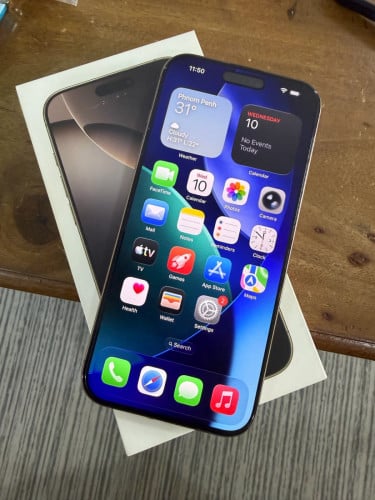 Ip 16 pro max LLA 256GB battery 99% have box