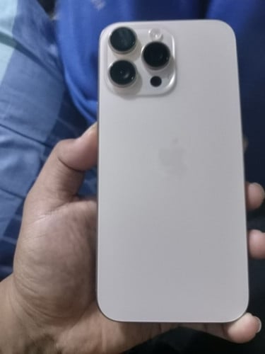 Iphone 16 PROMAX ស្អាត 99% 890. $ ថ្ម 95% មានប្រអប់នៅធនាពីFALCON