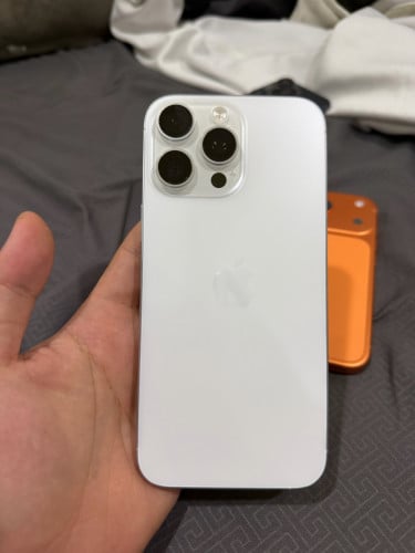 Iphone 16pro max 512g 950$