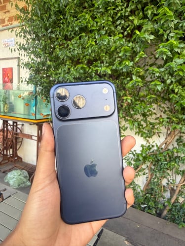 iPhone 17 pro max 1Tb X/A