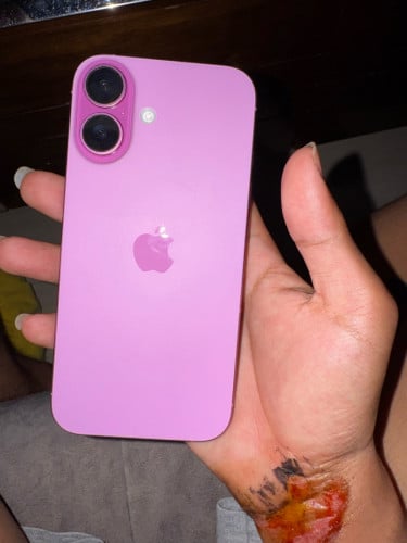 Iphone16 អត់ប្រេីត្រនាប់