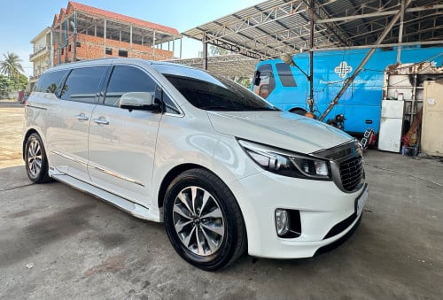 Kia Carnival 2015