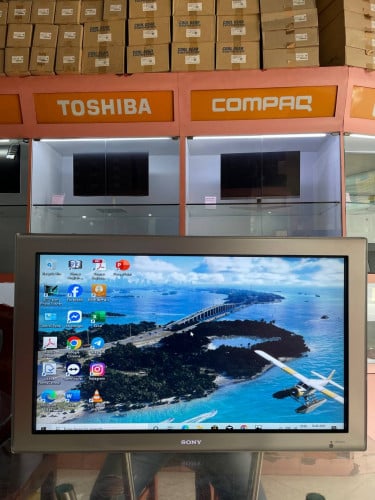 LCD Sony FWD-32LX1R (TV) VGA DVI 32'' $38