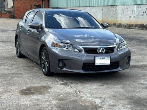 LEXUS CT 200H 2012 For Rent /出租
