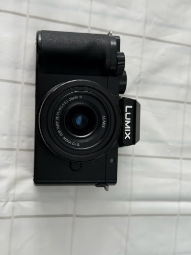 Lumix G100