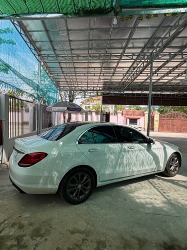 Mercedes Ben C300 2015