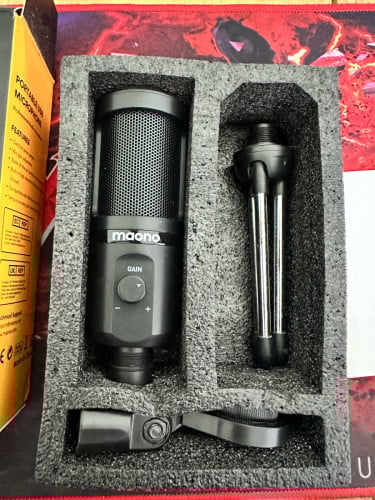 Mic (ប្រើបាន2ដង)