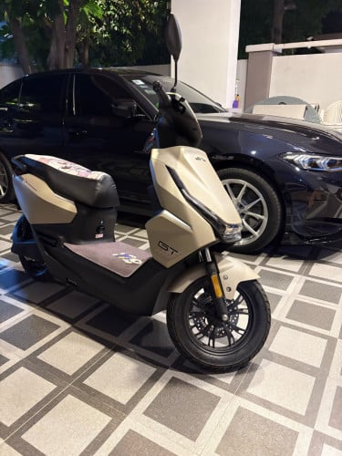 New ម៉ូតូអគ្គីសនី 2026