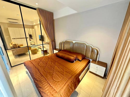 Nice Condo for rent at Time Square 3