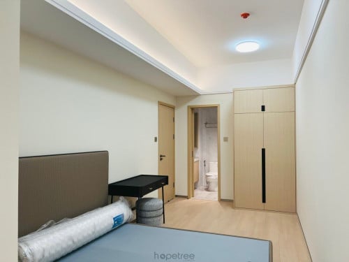 One Bedroom for urgent sale at BKK1