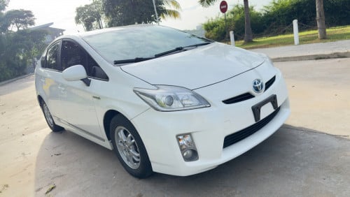 Prius 2011 OP3 14មុឺនម៉ាយ