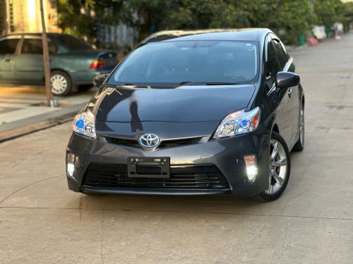 Prius 2013 option4