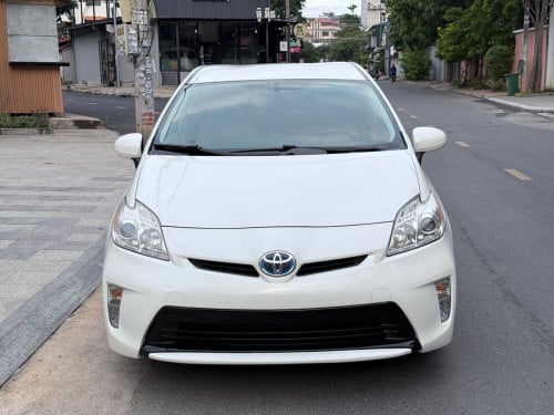 Prius 2014 opt4 JBL