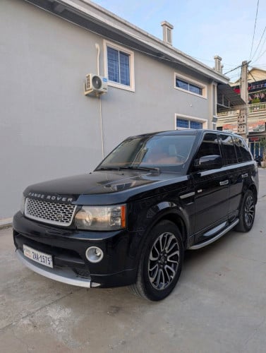 RANGE ROVER SPORT ឆ្នាំ 2012 full ខ្ញុំម្ចាស់ដើមផ្ទាល់