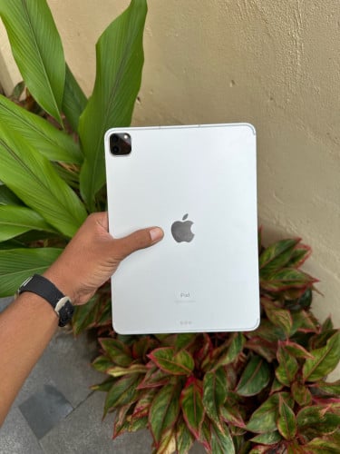 Sell iPad Pro M1 128g model J/A មេម៉ូរី 128g 11-inch(3rd generation )តួរស្អាត98_98.5បងបង🙏🏻🤍🪷