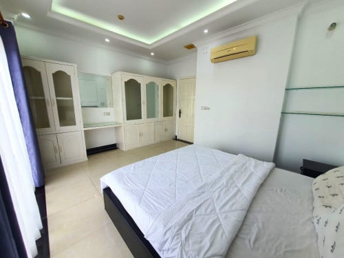 Spacious 01 Bedrooms | pool & Gym At Russian market