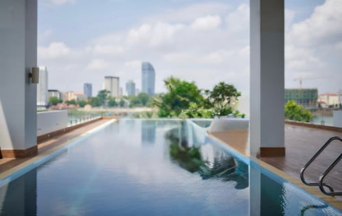 Spacious 2 Bedrooms For Rent At Chrouy Changva